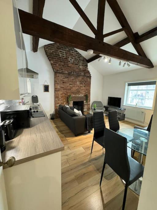 Comfy Flat For 6 In City Center Gs306 셰필드 외부 사진